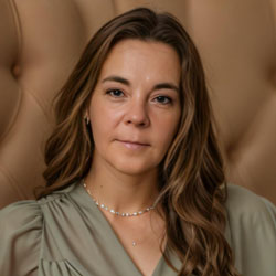 Kari Hurtis